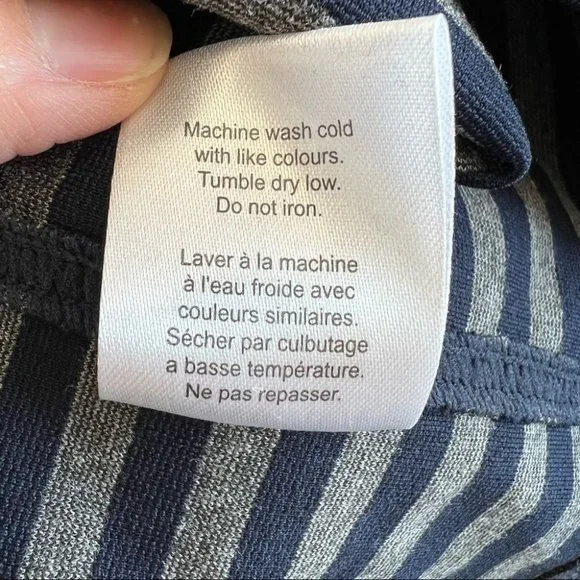 NWT Aritzia Sunday Best Mitford Mini Skirt Navy Blue and Grey Striped - Picture 11 of 11